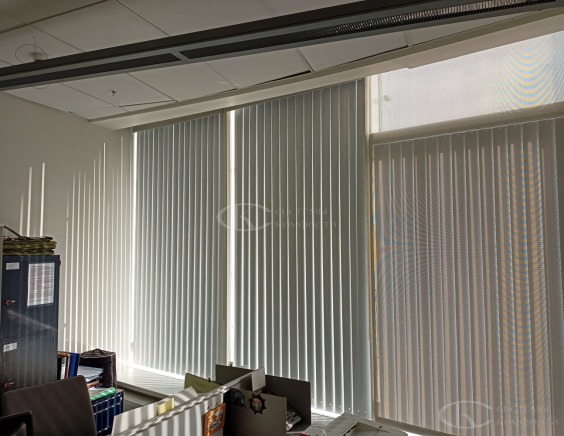 Вертикальные алюминиевые жалюзи