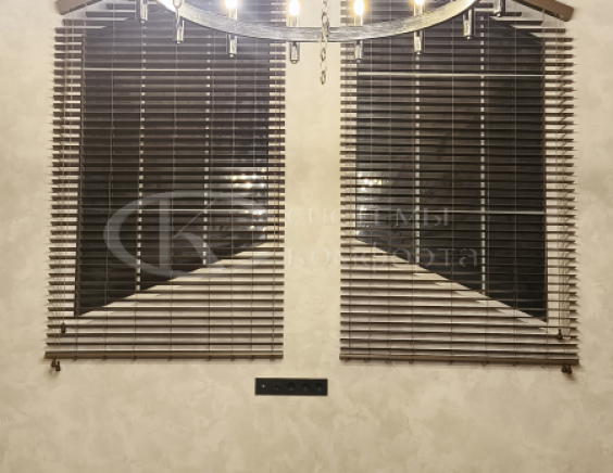 Портфолио жалюзи на треугольные окна